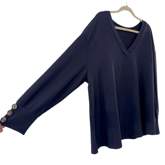 Women’s Plus Size Navy Blue V-Neck Button Long Sleeve Top - Picture 3 of 8